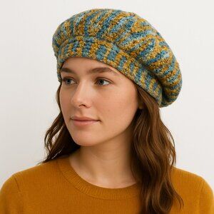 Clayeux Round Textured Beret – Size 4
